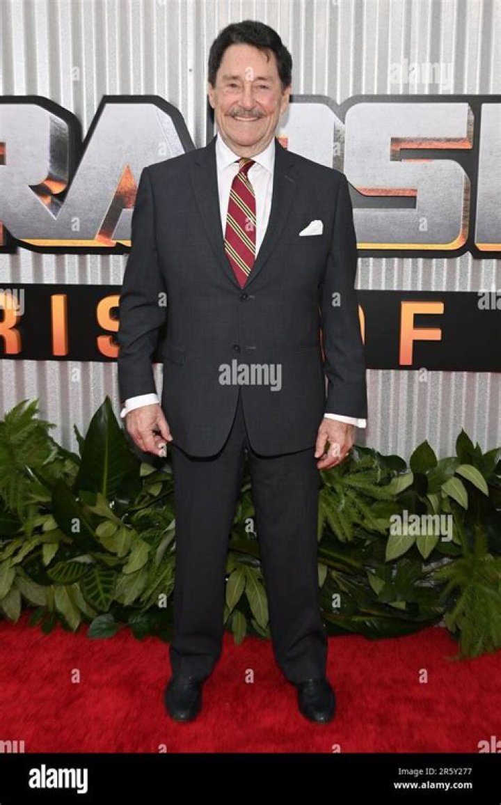 Peter Cullen Height, Weight, Net Worth, Age, Birthday, Wikipedia, Who, Instagram, Biography
