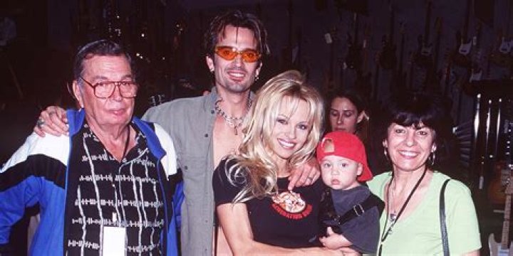 Who are Bobby Lees Parents? Bobby Lee Biography, Parents Name, Nationality and More
